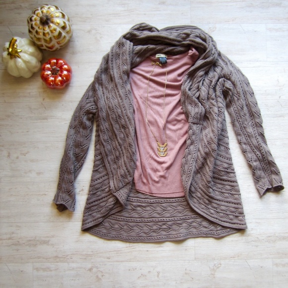 Chunky Knit Shawl Collar Sweater - Picture 2 of 8